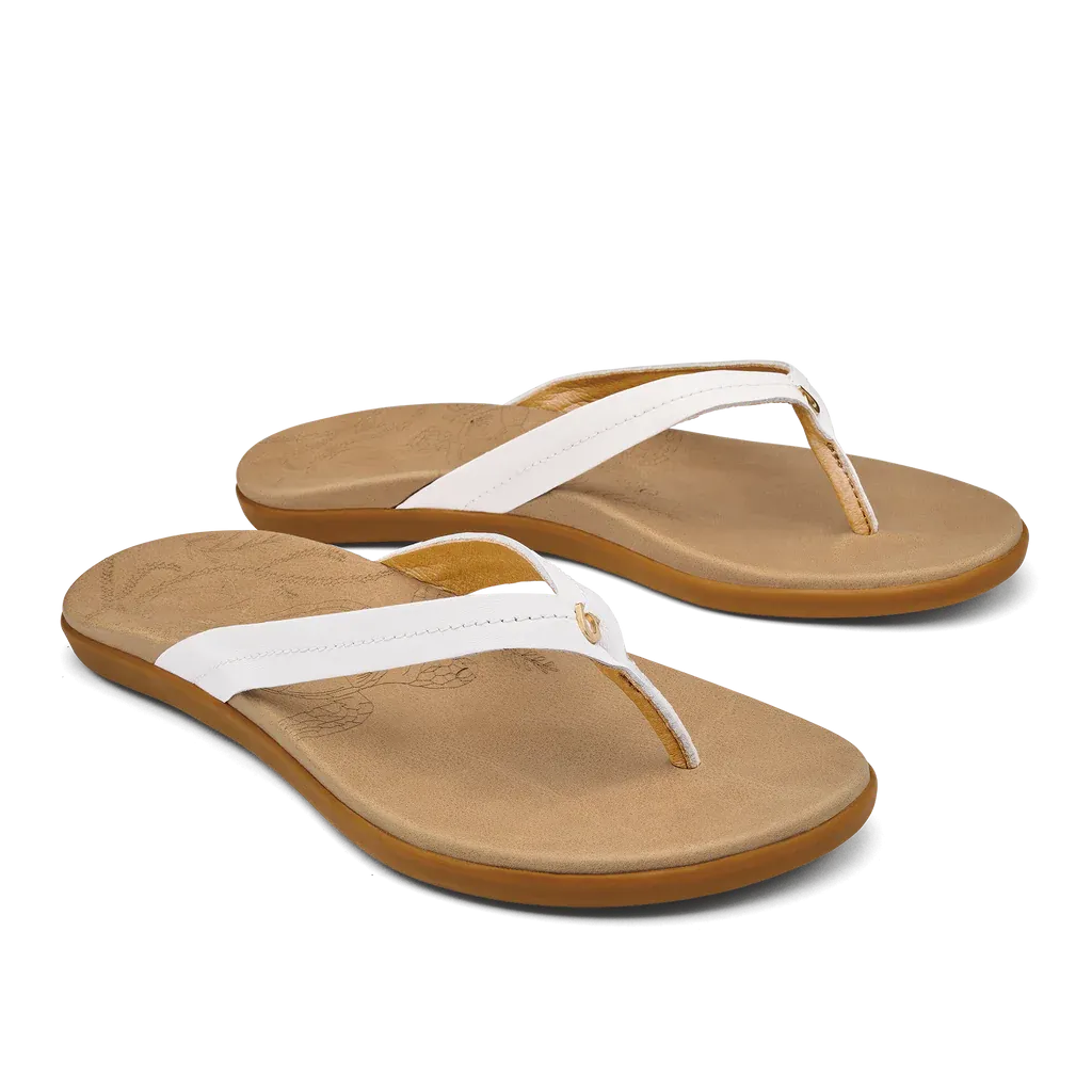 Olukai Women's Honu / Bright White / Golden Sand