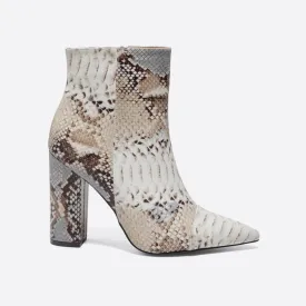 Sohiwoo Women Women Snake Print Boots